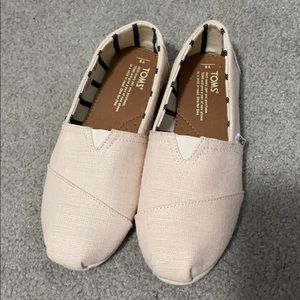 Light pink y5 toms